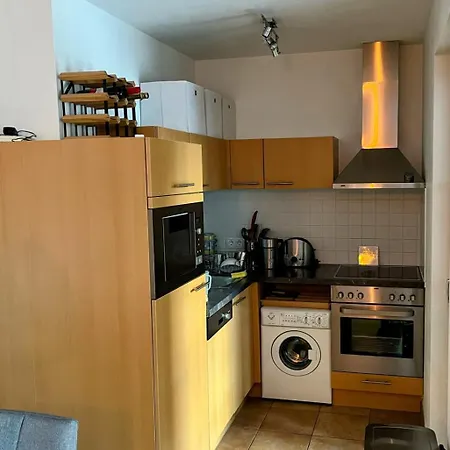 Apartman Daniela 4 *